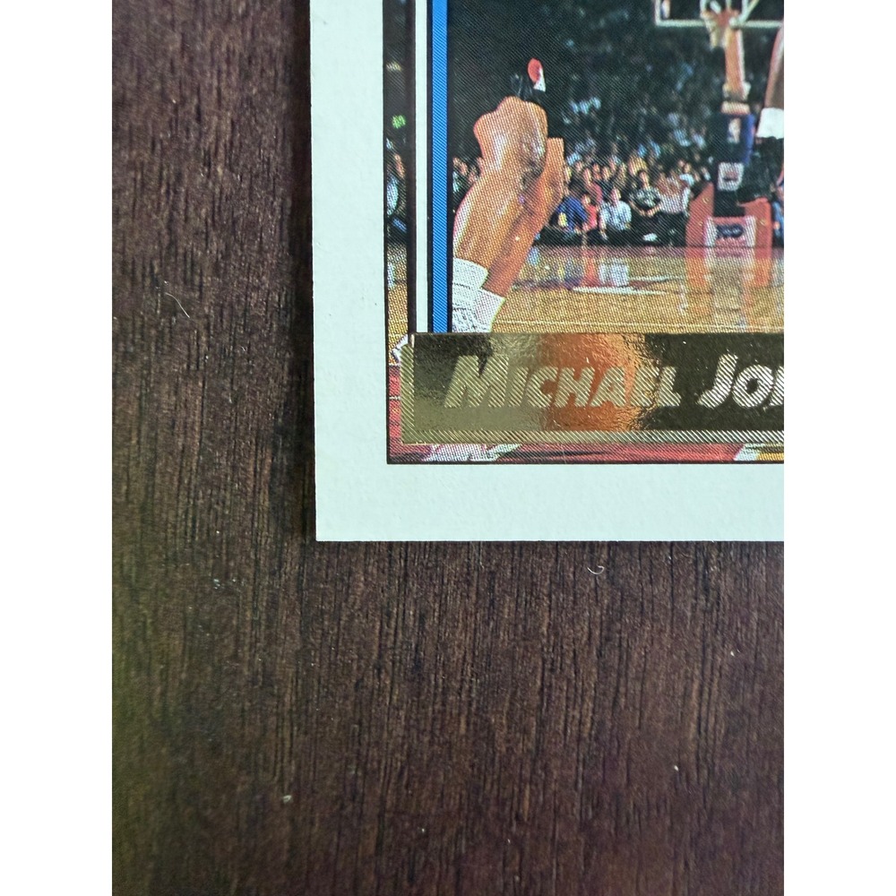 1992 Topps Michael Jordan Highlight #3 Chicago Bulls Basketball Card Gold Foil - Picture 5 of 7